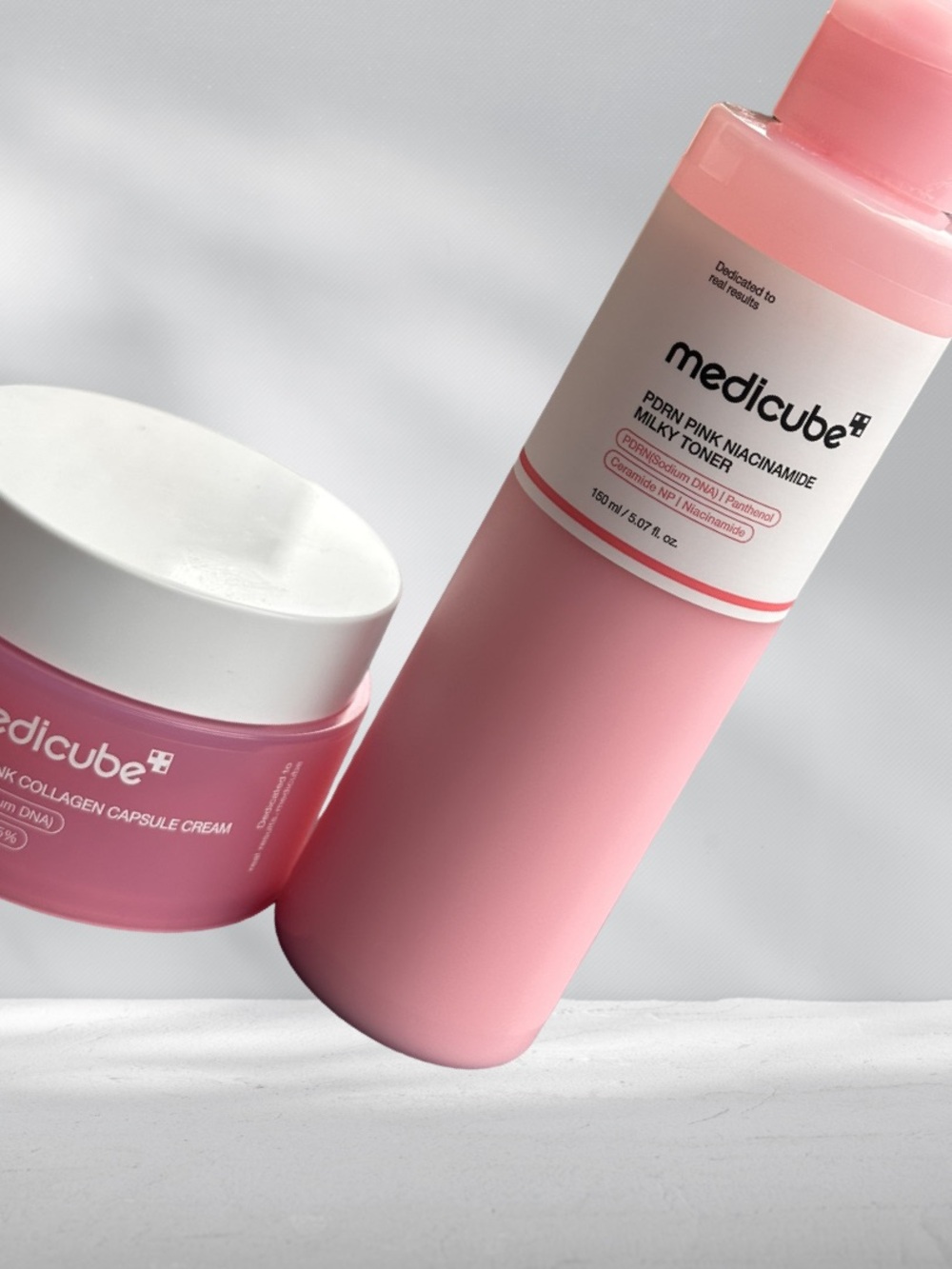 Medicube Pink Niacinamide Milky Toner & Collagen Cream Set - Pink